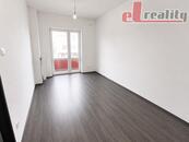 Pronájem kanceláře, Hranice, ul. Tř. 1. máje, 45 m2, cena 7000 CZK / objekt / měsíc, nabízí 