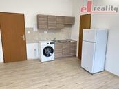 Pronájem bytu 1+kk, Hranice, ul. Galašova, 22 m2, cena 11000 CZK / objekt / měsíc, nabízí elreality, s.r.o.