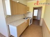 Prodej bytu 3+1, Hranice, ul. Hromůvka, 75 m2, cena cena v RK, nabízí 