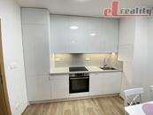 Pronájem bytu 1+kk, Hranice, ul. Jiřího z Poděbrad, 29 m2, cena 14000 CZK / objekt / měsíc, nabízí 