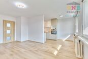 Pronájem krásného, světlého bytu 4+1 po kompletní rekonstrukci, Praha 4, Michle (ul. Ohradní), cena 35000 CZK / objekt / měsíc, nabízí VNB reality s.r.o.