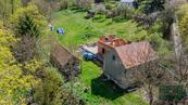Rodinný dům k rekonstrukci, s hrubou stavbou přístavby, pozemek 1891 m2, cena 4290000 CZK / objekt, nabízí 