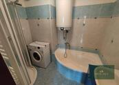 Prostorný byt 3+1 s balkonem a garáží, Kájov, Český Krumlov., cena 3990000 CZK / objekt, nabízí 