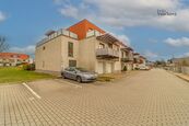 Pronájem pěkného bytu 3+kk včetně parkovacího stání v Hradci Králové- ulice K Meteoru, cena 24000 CZK / objekt / měsíc, nabízí Reality Veličková