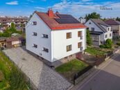 Rodinný dům po rekonstrukci se 2 bytovými jednotkami a fotovoltaikou Žďár nad Sázavou, cena 10450000 CZK / objekt, nabízí Reality Veličková