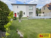 Moravský Krumlov, RD 5+kk, pozemek 760m2, zahrada, bazén, pergola, garáž - rodinný dům