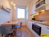Prodej bytu 2+1 44 m2, Bruntál - DB 2+1, 44 m2, rekonstrukce - byt, cena 2152850 CZK / objekt, nabízí