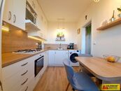 Prodej bytu 2+1 44 m, Bruntál - DB 2+1, 44 m2, rekonstrukce - byt, cena 2100430 CZK / objekt, nabízí
