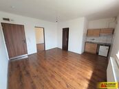 Studnice, pronájem bytu OV 1+1, 31 m2, terasa byt, cena 8000 CZK / objekt / měsíc, nabízí 