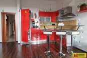 Šlapanice, pronájem bytu OV 3+kk, 70 m2, balkon, sklepní kóje byt, cena 26000 CZK / objekt / měsíc, nabízí 