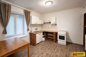 Suchohrdly, RD 3+1, vinný sklep, dílna - rodinný dům, cena 4246240 CZK / objekt, nabízí COLOSEUM NEMOVITOSTI s.r.o.