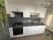 Prodej bytu 3+1 s balkonem, 6. NP, 77 m2, OV, Max. Gorkého v Krnově, cena 3090000 CZK / objekt, nabízí 