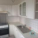 Pronájem bytu 2+1 s balkonem v Krnově na ulici Seifertova, OV, 4. NP, cena 9500 CZK / objekt / měsíc, nabízí 