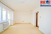 Prodej bytu 3+1 se sklepem a zasklenou lodžií v Českém Brodě, v ulici Rokycanova, cena 6300000 CZK / objekt, nabízí RK BOHEMIA s.r.o.