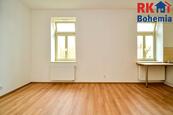 Pronájem bytu 1+kk v Českém Brodě, 34,7 m2, nedaleko centra města., cena 11500 CZK / objekt / měsíc, nabízí 
