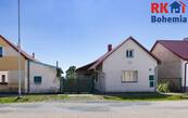 Prodej staršího RD v polabské krajině obce Kanín u Poděbrad s výborným spojením D11 do Prahy., cena 4950000 CZK / objekt, nabízí RK BOHEMIA s.r.o.
