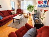 Prostorný družstevní byt 3+1 se 2 lodžiemi a balkonem, Vsetín, nám. Svobody, cena 4450000 CZK / objekt, nabízí 