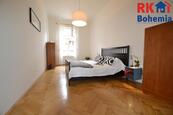 Pronájem 2kk 60m2, P2 - Nové Město, ul. V tůních, rekonstrukce, metro, tramvaj, zařízen, cena 19900 CZK / objekt / měsíc, nabízí RK BOHEMIA s.r.o.