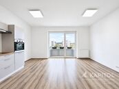 Pronájem světlého 1+kk s balkonem, sklepem a parkovacím stáním Hořovice, cena 13000 CZK / objekt / měsíc, nabízí 