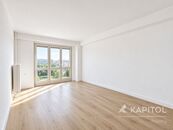 Pronájem prostorného bytu 3+1 s pracovnou, 82,7 m Praha 10, Vršovice, Kubánské náměstí, cena 37000 CZK / objekt / měsíc, nabízí KAPITOL Reality
