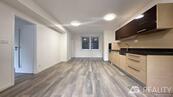 Prostorný byt 3+kk o výměře 85 m2, sklep 3 m2, parkovací místo před domem, Praha 5 - Hlubočepy, cena 9999000 CZK / objekt, nabízí Czech Top Estates s.r.o.