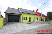 Pronájem bytu 2+kk, 45 m ve 2.NP rod. domu v Revoluční ul., Přeštice (okres Plzeň-jih), cena 13500 CZK / objekt / měsíc, nabízí Standard Nemovitosti s.r.o.