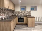 Pronájem suterénního bytu 2+1, 50 m2, Holečkova, Chomutov , cena 8500 CZK / objekt / měsíc, nabízí 