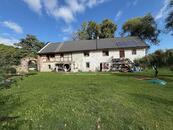 Rodinný dům na polosamotě v obci Ždov u Radonic, nedaleko Doupovských hor. , cena cena v RK, nabízí 