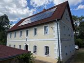 Vícegenerační dům v údolí Oslovic, s vlastní energií, rybník, vodní elektrárna, cena cena v RK, nabízí 