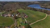 Rozsáhlý soubor nemovitostí u Orlické přehrady chalupa, hotel v hrubé stavbě a 84.000m pozemků, cena 39900000 CZK / objekt, nabízí 