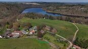 Rozsáhlý soubor nemovitostí u Orlické přehrady chalupa, hotel v hrubé stavbě a 84.000m pozemků, cena 39900000 CZK / objekt, nabízí 