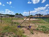 prodej pozemku včetně stavebního povolení pro RD, u lesa, Holedeč u Žatce, 1.019 m2, cena 3290000 CZK / objekt, nabízí Reality Podbořany