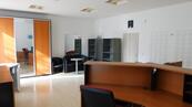 Pronájem kancelářských prostor - Brno - Maloměřice - Hádecká - 42 m2, cena 9500 CZK / objekt / měsíc, nabízí 