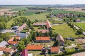 Statek 2xRD, pozemek 1 547 m2, užitná plocha 996 m2 k bydlení, možná výstavba bytových jednotek., cena 14150000 CZK / objekt, nabízí 