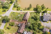 Prodej rodinného domu v obci Řeřichy pozemek 1355m2 ke kompletní rekonstrukci, popř. k výstavbě nového RD. IS, voda, elektřina., cena 1521500 CZK / objekt, nabízí 
