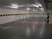 Pronájem garáže, Mánesova ulice, Praha 2 Vinohrady, cena 4500 CZK / objekt / měsíc, nabízí 