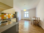 Pronájem bytu 2+kk 48 m2, Praha - Nusle, cena 19900 CZK / objekt / měsíc, nabízí Bohemian Estates International s.r.o.