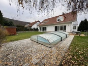 Pronájem rodinného domu 200 m2, Česká, cena 44900 CZK / objekt / měsíc, nabízí Bohemian Estates International s.r.o.