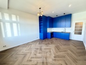 Zrekonstruovaný byt 3+kk v Praze 8 - ul.Sokolovská, cena 32500 CZK / objekt / měsíc, nabízí Bohemian Estates International s.r.o.