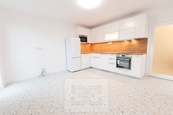 Pronájem bytu 2+kk 39 m2, Praha - Dejvice, cena 21000 CZK / objekt / měsíc, nabízí Bohemian Estates International s.r.o.