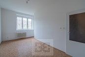 Pronájem bytu 1+kk 30 m2, Praha - Vysočany, cena 4500000 CZK / objekt, nabízí Bohemian Estates International s.r.o.
