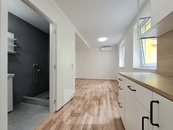 Pronájem bytu 1+kk 30 m2 s terasou 30 m2, Dobruška, cena 10900 CZK / objekt / měsíc, nabízí Bohemian Estates International s.r.o.