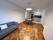 Světlý, prostorný byt 3+kk po rekonstrukci, Praha 10, ulice Nučická, cena 25000 CZK / objekt / měsíc, nabízí Bohemian Estates International s.r.o.