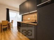Pronájem bytu 1+kk 30 m2, Brno - Královo Pole, cena 15000 CZK / objekt / měsíc, nabízí Bohemian Estates International s.r.o.