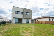 Pronájem rodinného domu 147 m2, Praha - Stodůlky, cena 69900 CZK / objekt / měsíc, nabízí Bohemian Estates International s.r.o.