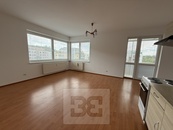 Pronájem bytu 2+kk 59 m2, Hradec Králové - Třebeš, cena 19000 CZK / objekt / měsíc, nabízí Bohemian Estates International s.r.o.