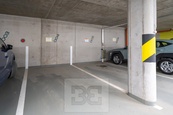 Pronájem bytu 2+kk 55 m2, Praha - Radlice, cena 3500 CZK / objekt / měsíc, nabízí Bohemian Estates International s.r.o.