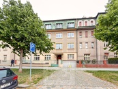 Pronájem bytu 2+1 79 m2, Praha - Hradčany, cena 29900 CZK / objekt / měsíc, nabízí Bohemian Estates International s.r.o.
