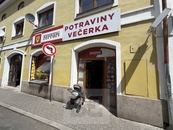 Nebytová jednotka/obchod v činžovním domě situovaný na náměstí v obci Štětí, ul. Krátká, cena 6990000 CZK / objekt, nabízí Bohemian Estates International s.r.o.
