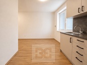 Pronájem bytu 2+1 50 m2, Střelice, cena 19500 CZK / objekt / měsíc, nabízí Bohemian Estates International s.r.o.